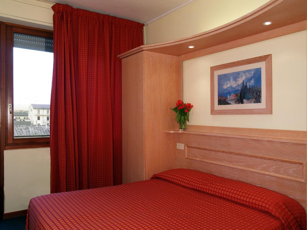 Hotel Meridiana Florence Buitenkant foto