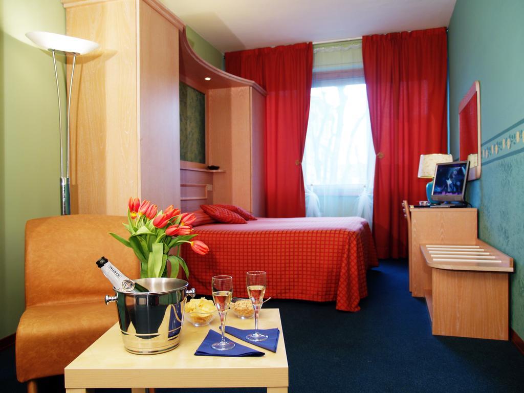 Hotel Meridiana Florence Buitenkant foto