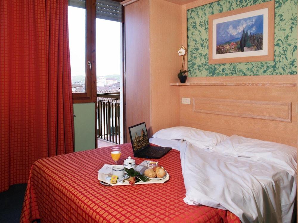 Hotel Meridiana Florence Buitenkant foto