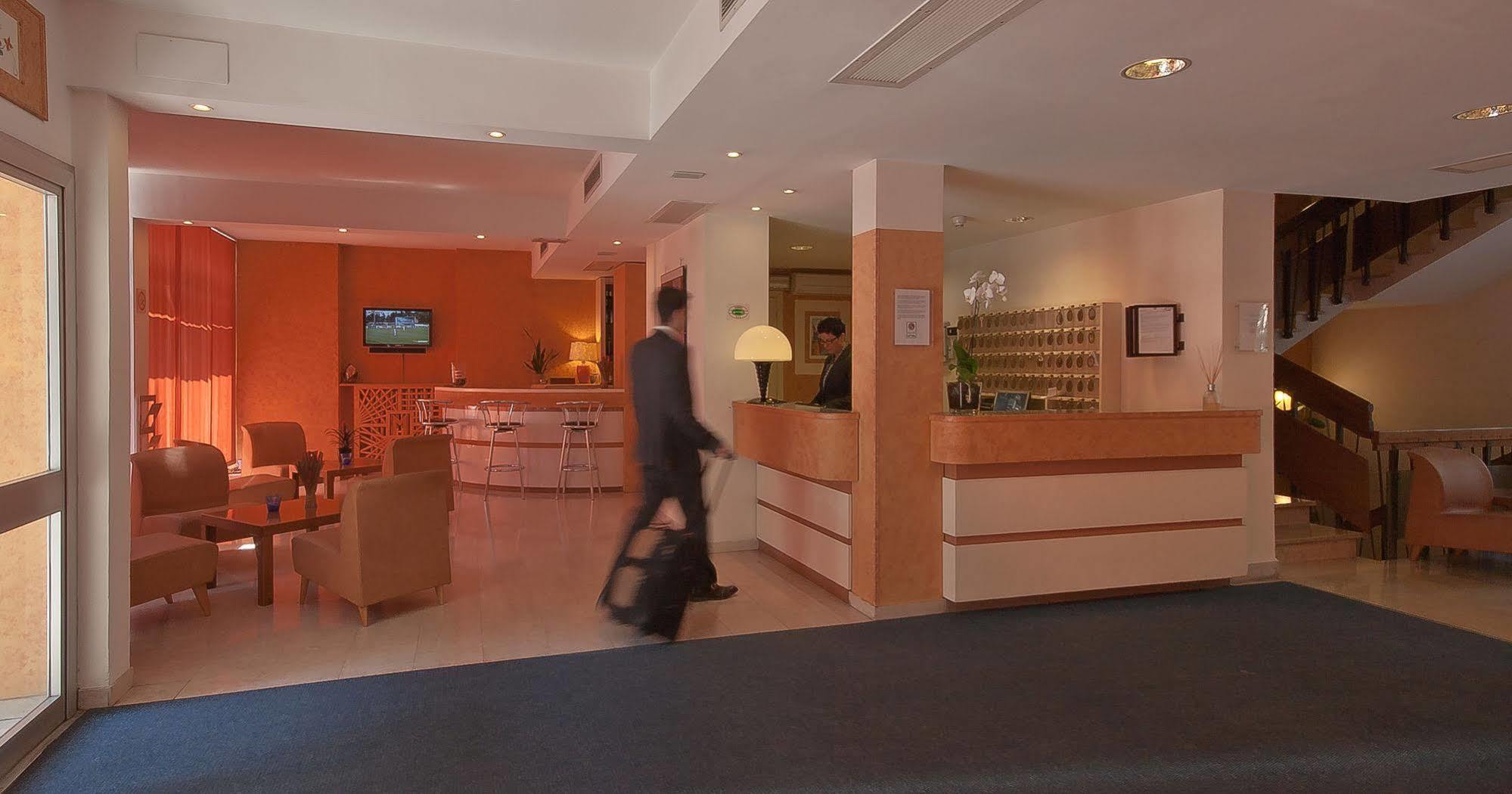 Hotel Meridiana Florence Buitenkant foto